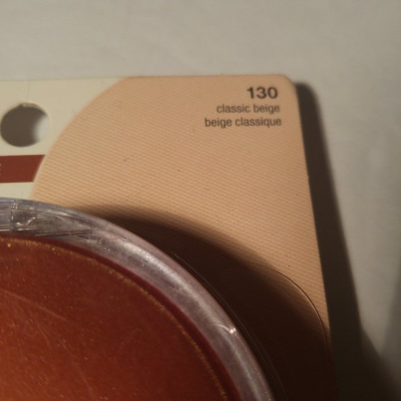 Covergirl Clean Normal Skin #130 Classic Beige - Picture 3 of 3